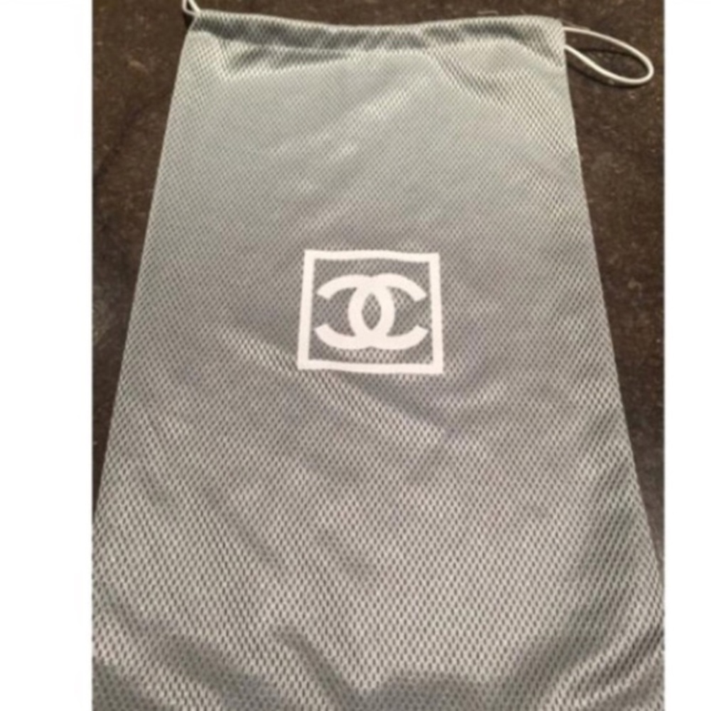 SALE❤️ Authentic Chanel wristband - Picture 5 of 5